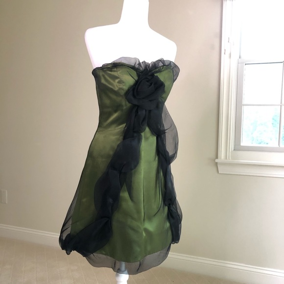 Green & Black Mesh Overlay Cocktail Dress - Picture 1 of 14